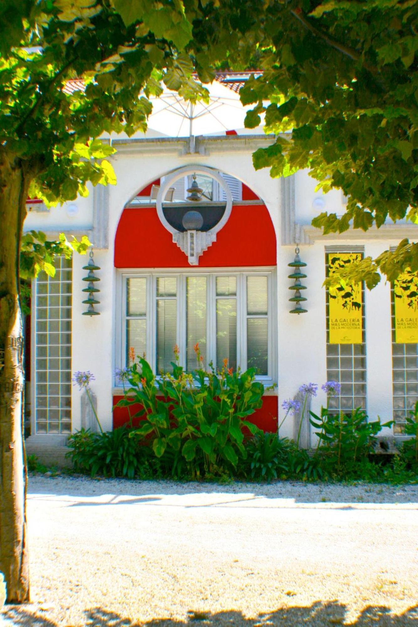 Apartamentos Zentral Club Belmonte De Miranda Exterior foto