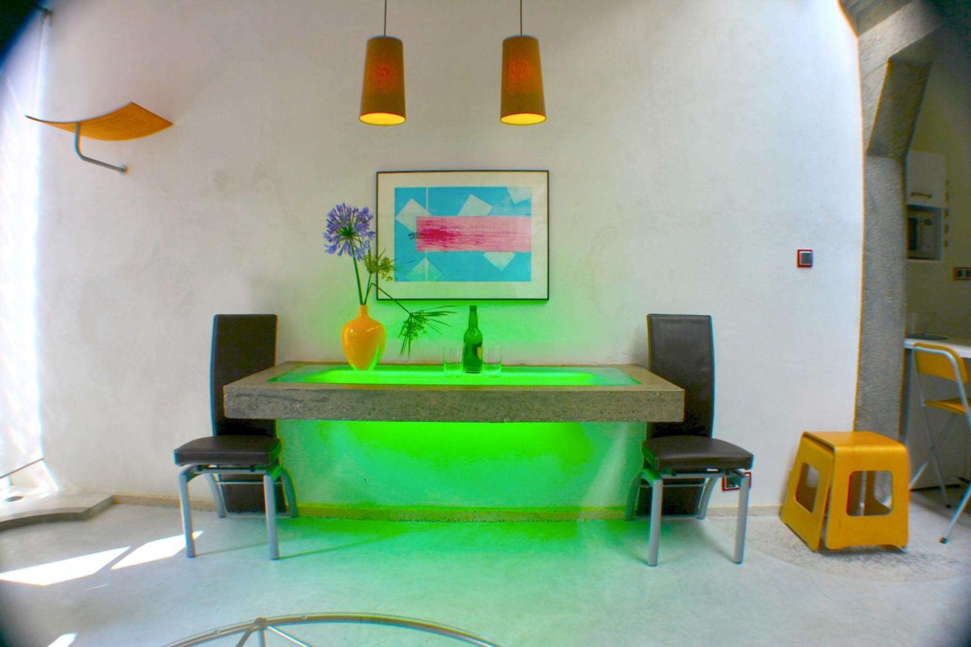 Apartamentos Zentral Club Belmonte De Miranda Habitación foto